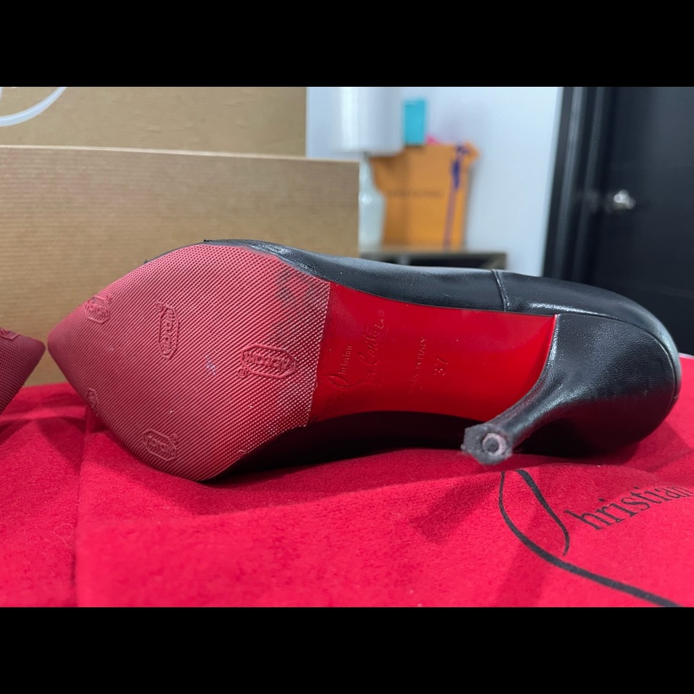 Women Christian Louboutin boots. - Picture 4 of 5